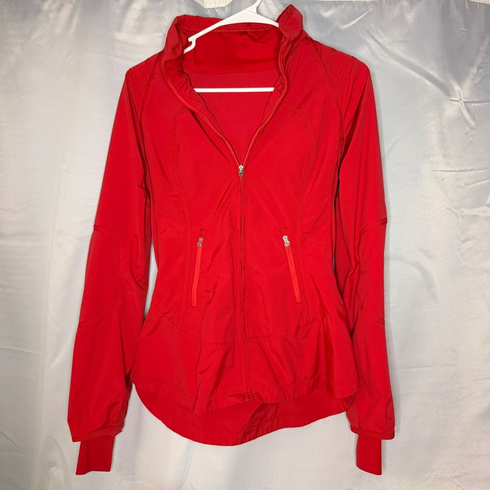 Lululemon Make A Break Jacket in 'Currant' Sz 4 RARE VINTAGE‎